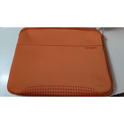 Samsonite Protective Slipcase Sleeve Skin for Macbooks or Laptops up to 15.6 in