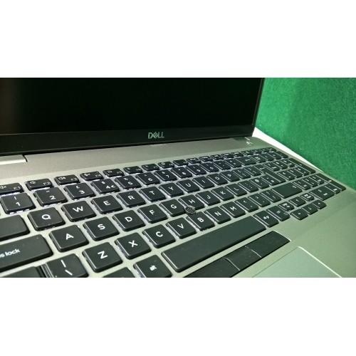 Dell Precision 3551 Core i9 10885H 32GB Ram 512SSD Nvidia Quadro