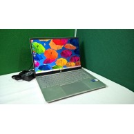 HP Pavilion Plus 14-eh0500sa 12th Gen Core i5 8GB 512GB NVMe 14" 2K Screen Iris Xe Graphics