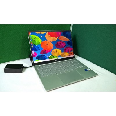 HP Pavilion Plus 14-eh0500sa 12th Gen Core i5 8GB 512GB NVMe 14" 2K Screen Iris Xe Graphics